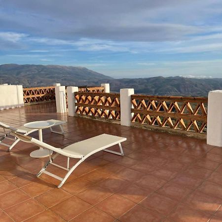 Apartamentos El Cabo Mairena Bagian luar foto