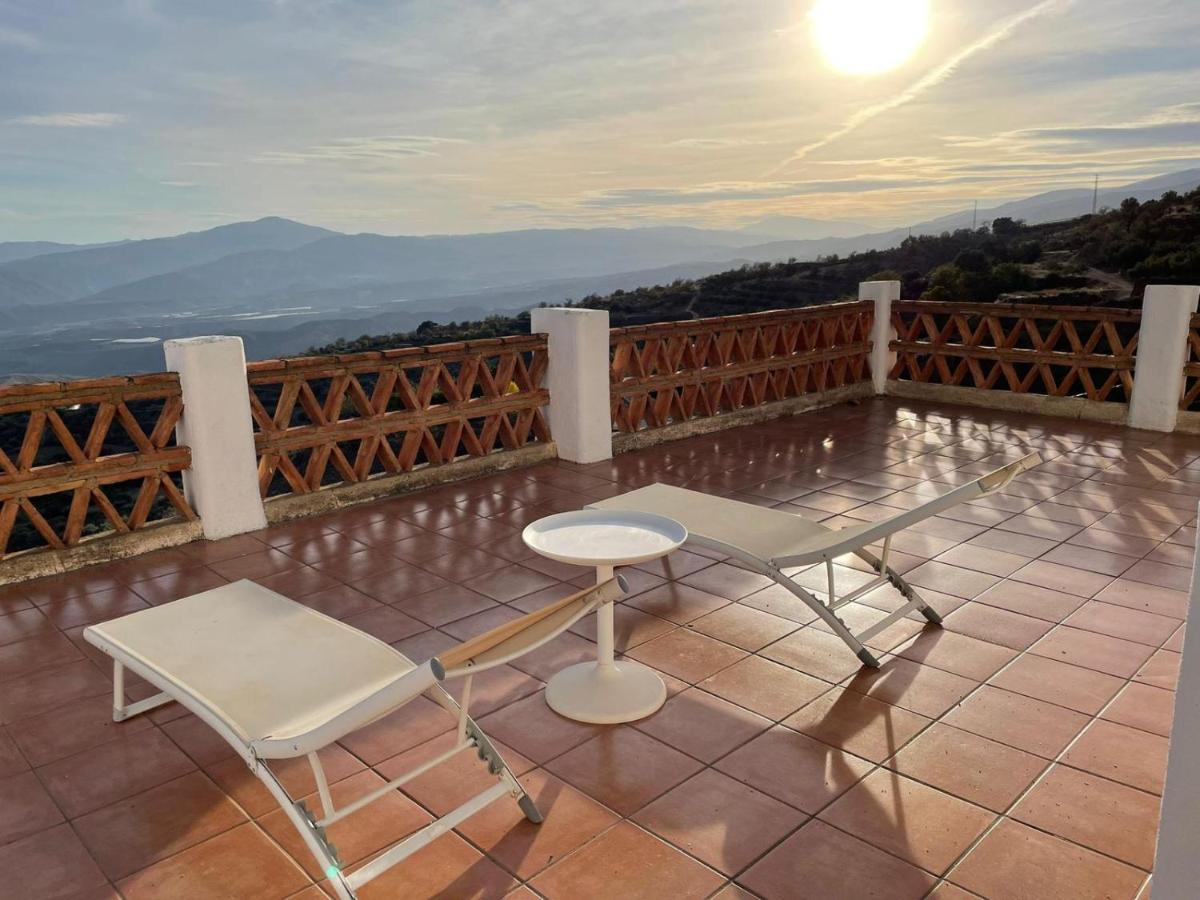 Apartamentos El Cabo Mairena Bagian luar foto
