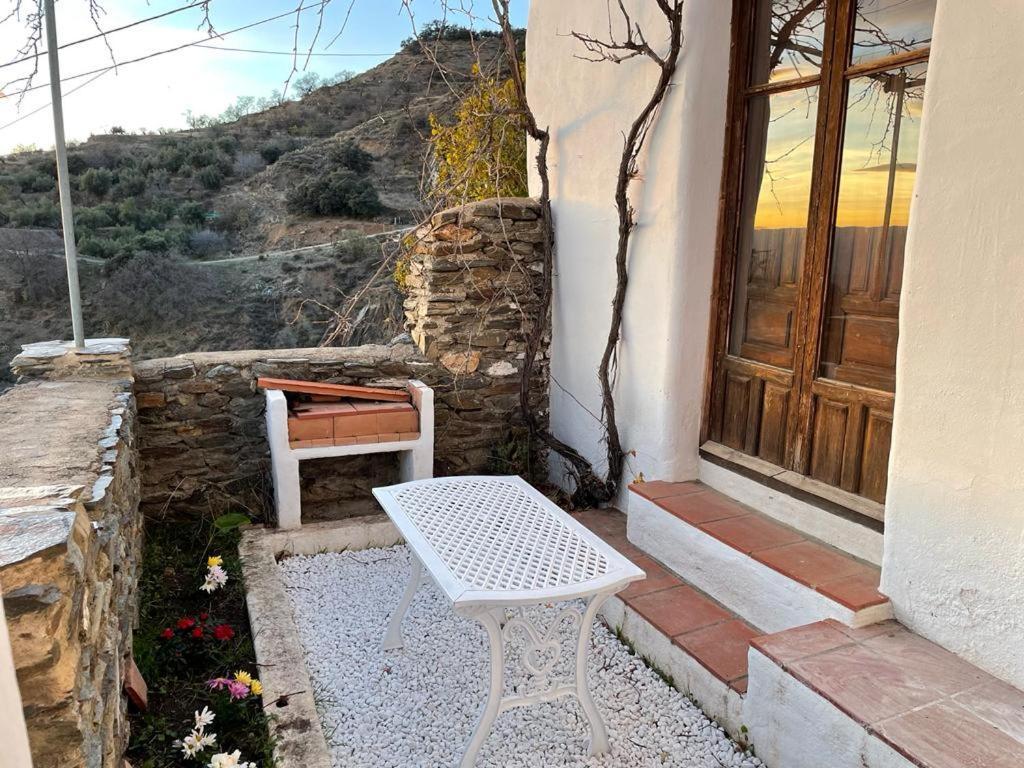 Apartamentos El Cabo Mairena Bagian luar foto